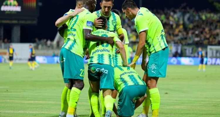 AEK против АЕЛ: В поисках победной премьеры