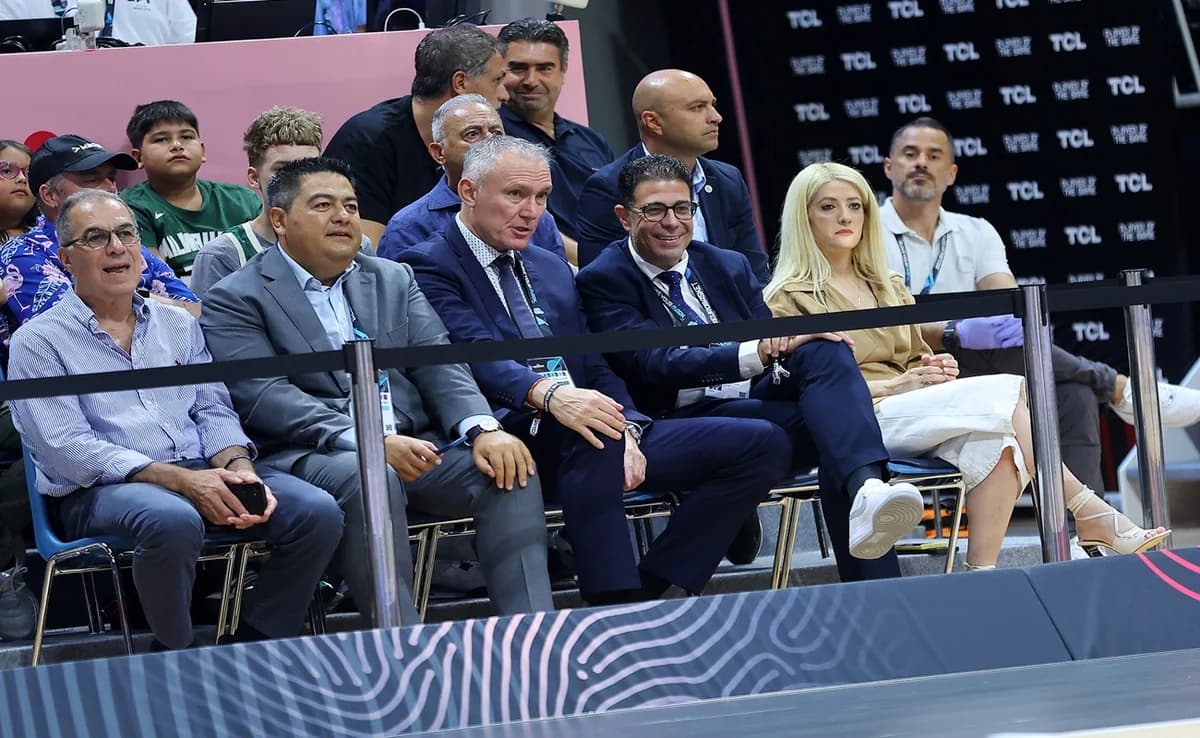 Begeisterung für das Spiel Zypern – Griechenland beim EuroBasket