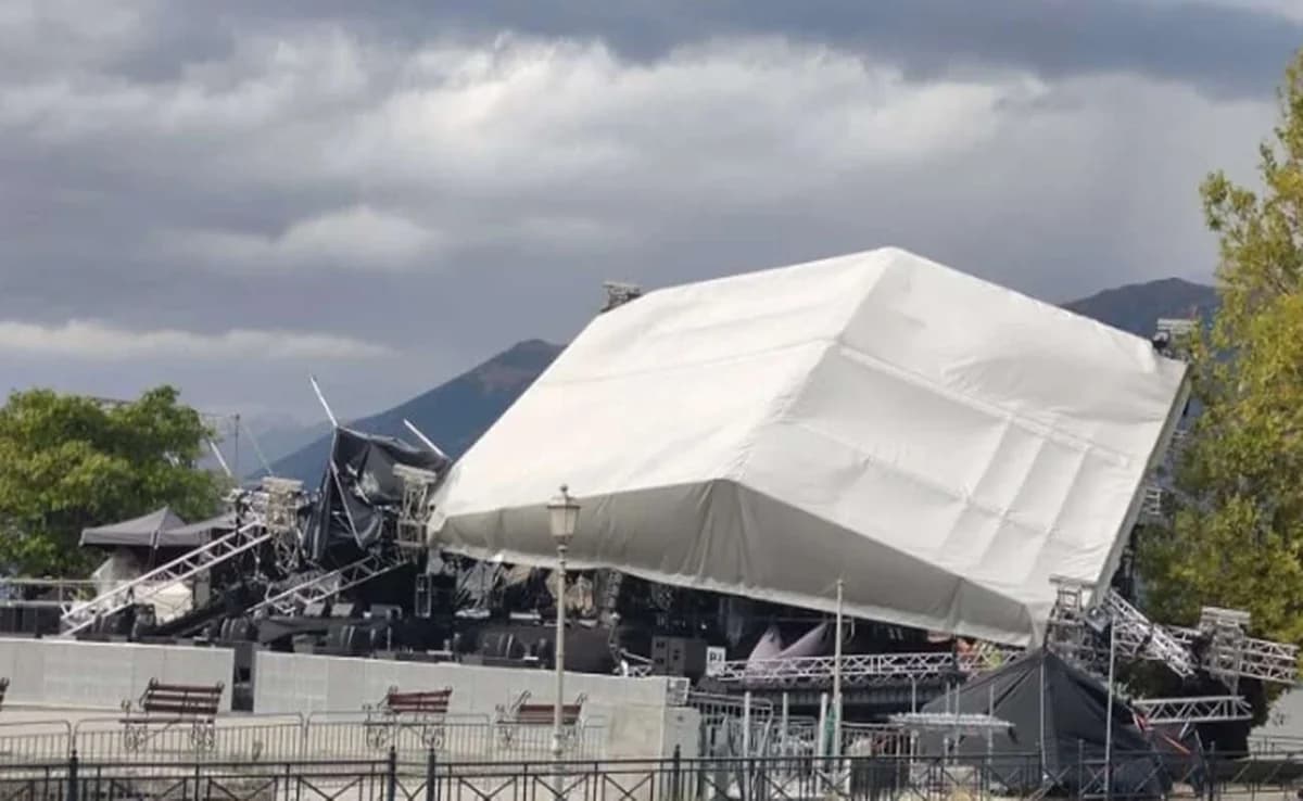 Ιωάννινα: Κατέρρευσε στέγαστρο συναυλίας Βίσση, Ρέμου, Μέλισσες