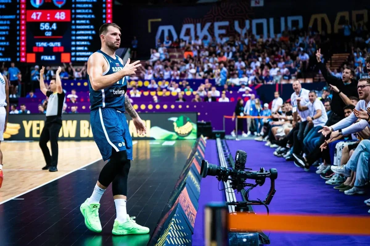 Increíble Dončić: 24 puntos en la primera mitad contra Francia