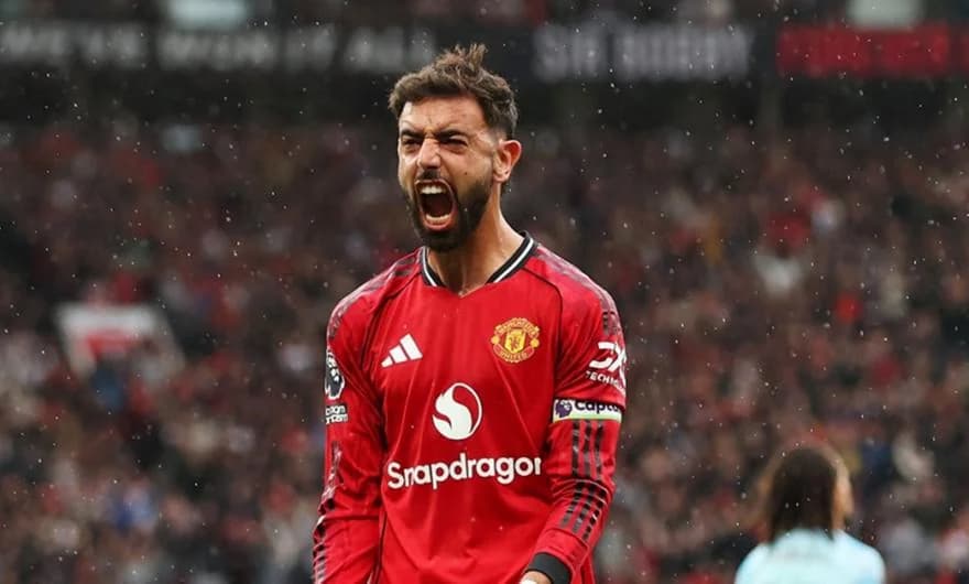 Man United rettet Sieg in 97. Minute, Tottenham stolpert!