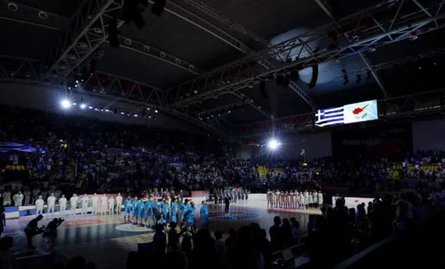 Emotionaler Moment in Limassol: Zypern und Griechenland teilen sich Nationalhymne