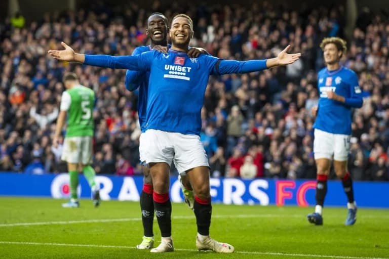 Панатинаикос: Дессерс играет в Old Firm и покидает Глазго