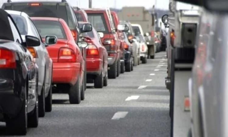 Pile-up on Limassol-Nicosia Highway: Heavy Traffic