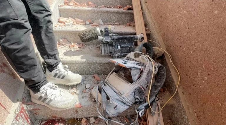 סרטונים סותרים את טענות ישראל לגבי התקיפה על בית החולים נאצר בעזה