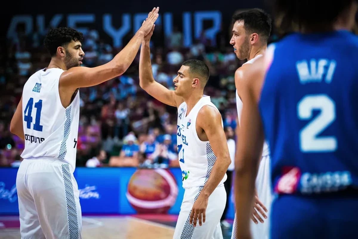 EuroBasket 2025: Israel besiegt Frankreich