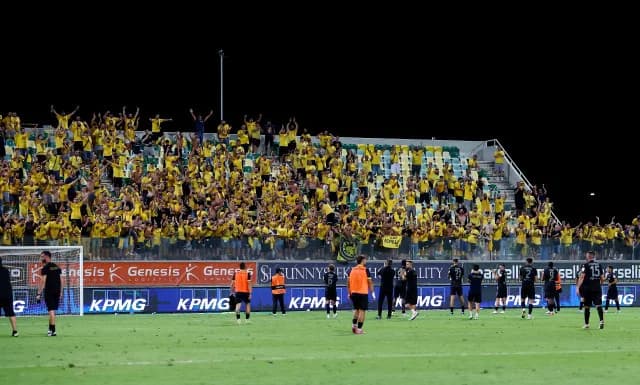 AEL decepcionante, solo apareció la afición