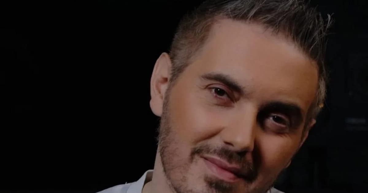 Μιχάλης Χατζηγιάννης: Χαιρετά τον Σεπτέμβριο με καλοκαιρινή φωτογραφία