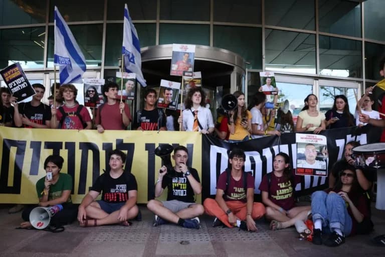 Ισραήλ: Απεργία μαθητών για ειρήνη και απελευθέρωση ομήρων