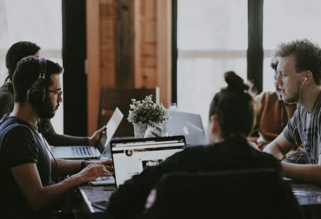 Job Hugging: The New Trend in the Labor Market and Its Implications