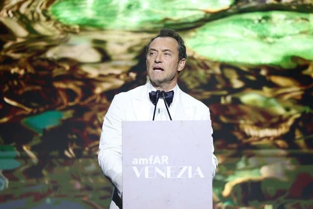 Ο Jude Law υποδύεται τον Putin στο Φεστιβάλ Βενετίας