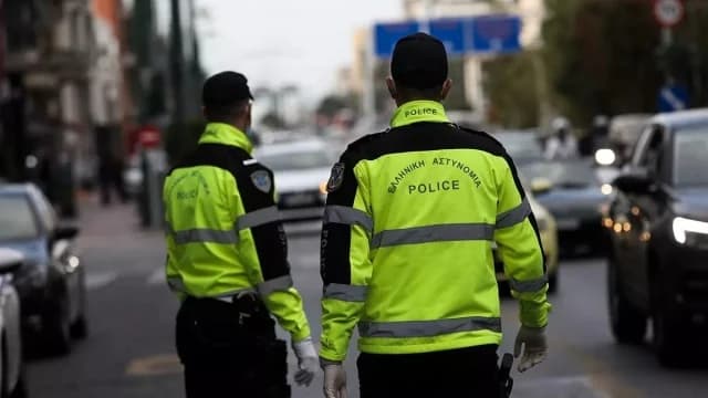 Διακοπή κυκλοφορίας στην οδό Πανόρμου λόγω πτώσης λαδιών