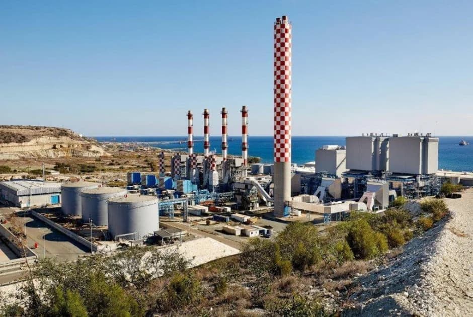 Βουλευτές ζητούν ανάληψη ευθυνών για το τερματικό στο Βασιλικό
