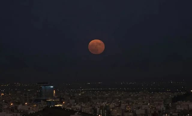 Πανσέληνος Σεπτεμβρίου 2025: Θέαμα «Ματωμένου Φεγγαριού» στην Κύπρο