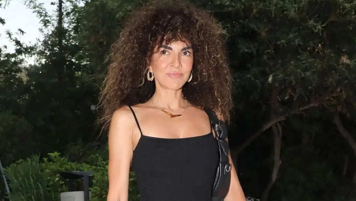 María Solomou: Cambio de look en el cabello tras las vacaciones en Santorini