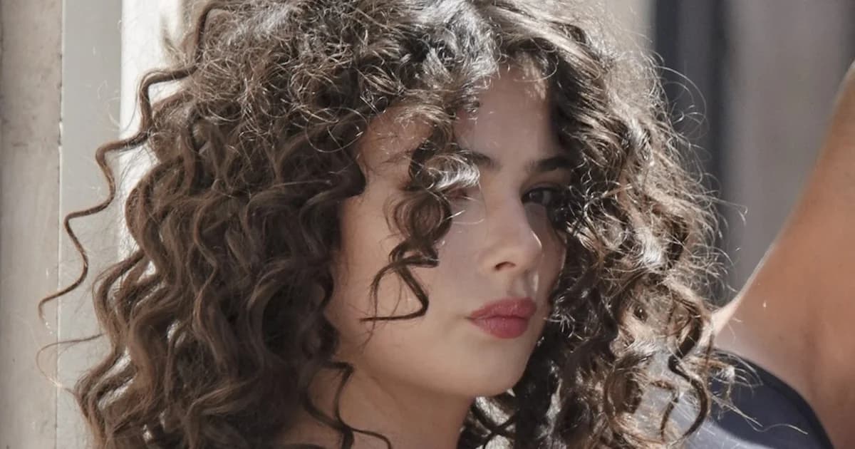 Συμβουλές για σγουρά μαλλιά: Φροντίδα και styling