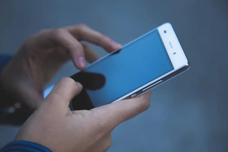 Riesgos del Adware Móvil: Cómo Proteger Tu Teléfono