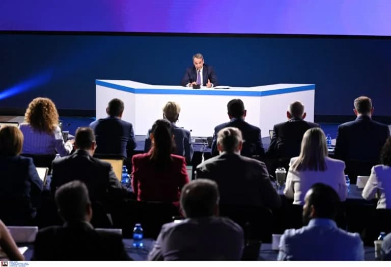 Μητσοτάκης: Ανοιχτό παράθυρο για αλλαγή εκλογικού νόμου