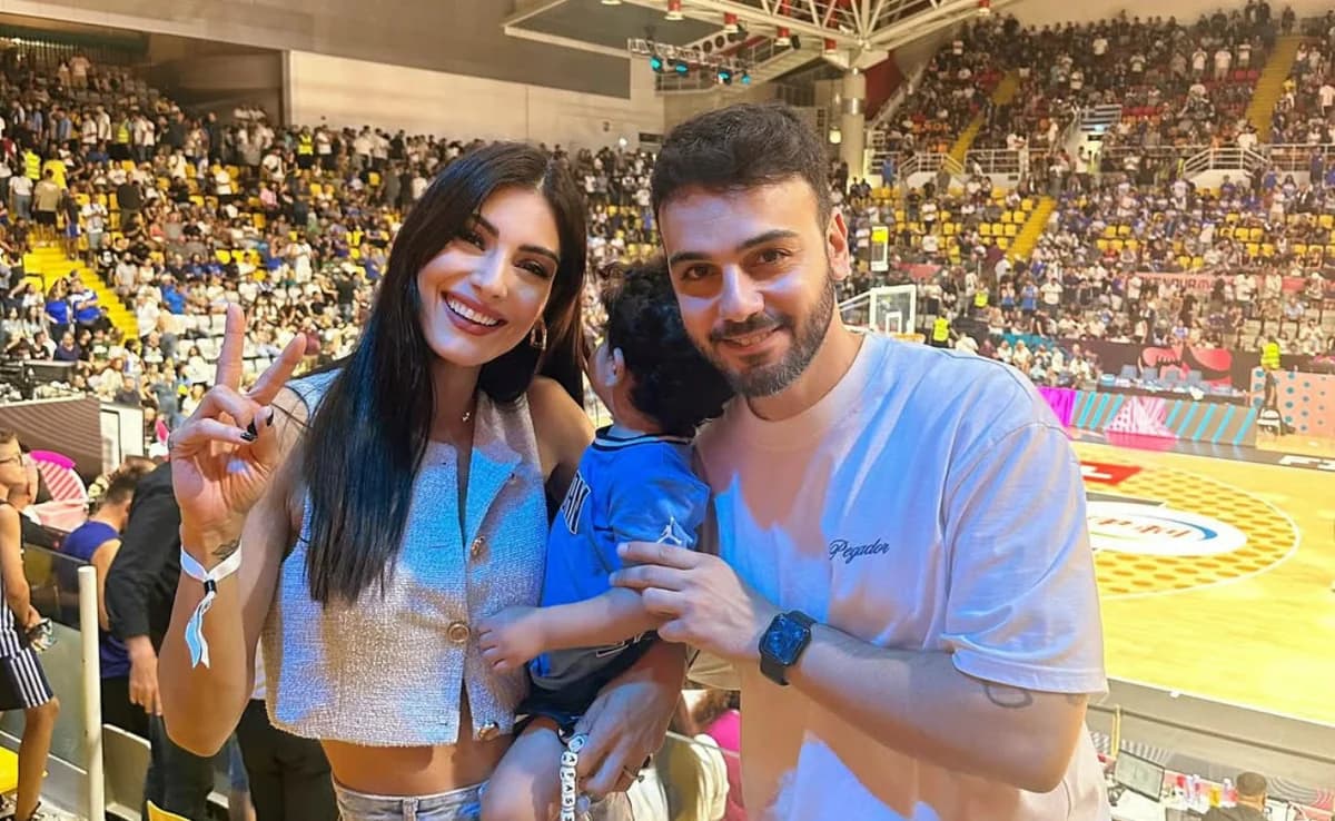 Andrea Kafa, Andreas Polyviou und ihr Sohn beim Eurobasket in Limassol