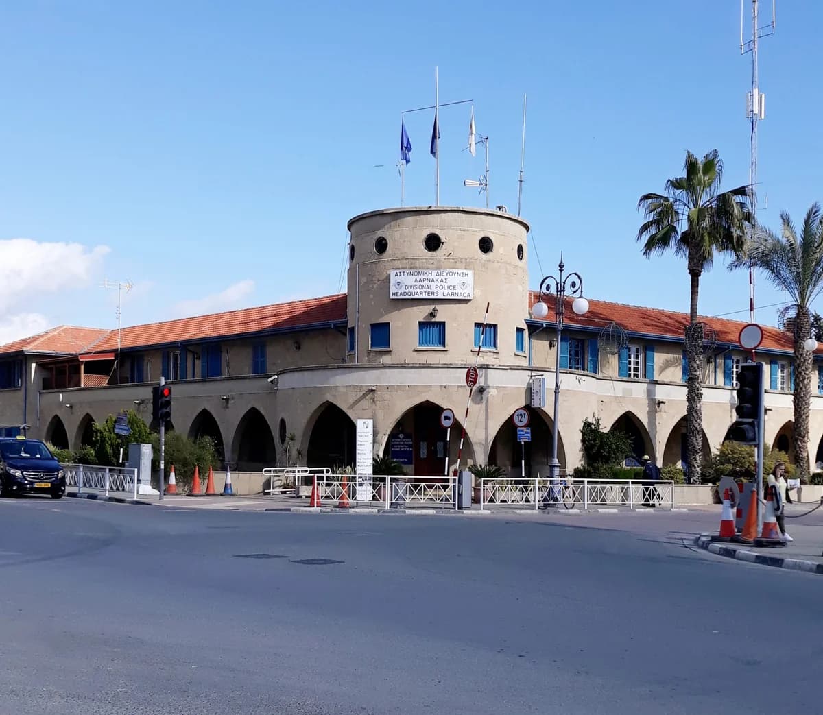 Λάρνακα: Έφοδος σε εργοτάξιο, 8 αλλοδαποί συνελήφθησαν για παράνομη εργασία