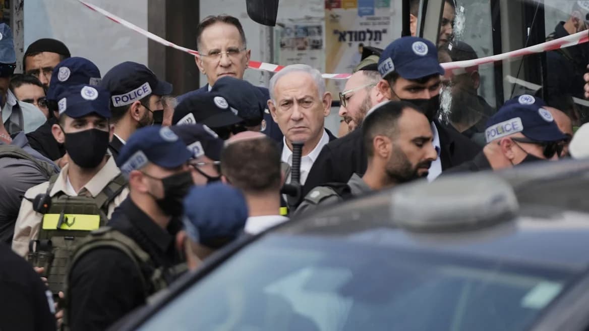 Ιερουσαλήμ: Επίθεση σε στάση λεωφορείου – Έξι νεκροί