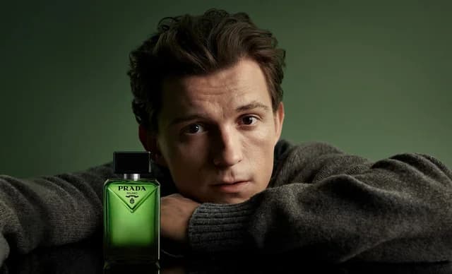 Prada представляет новый аромат PRADA PARADIGME