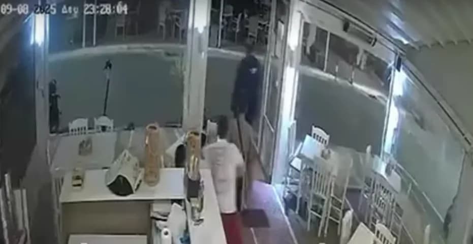 Erdbeben in Evia: Momente der Panik auf Video festgehalten