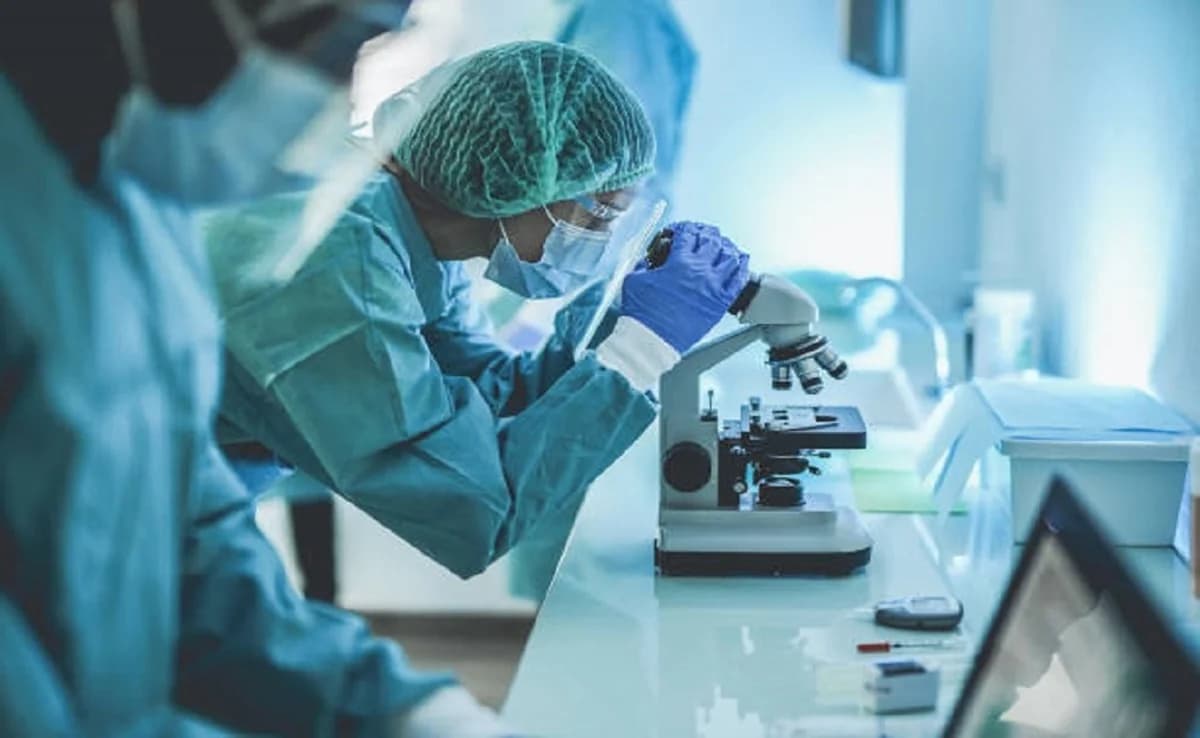 Estudio: Covid y gripe podrían 'despertar' células cancerosas