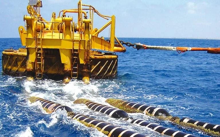 Marinakis: Grecia y Chipre deben compartir la carga de la interconexión eléctrica