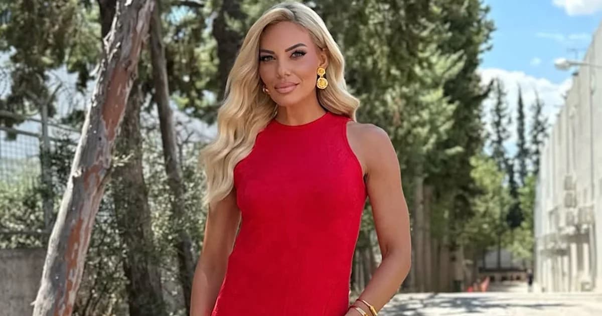 יואנה מלסקו: קישוט אגדי בטקס הטבילה של בתה