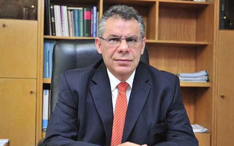 M. Tsiakkis: Marco positivo para la ATA con implementación gradual