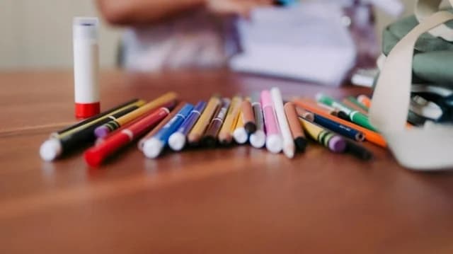 Муниципалитет Афин: Школьные принадлежности для 1500 учеников из уязвимых семей