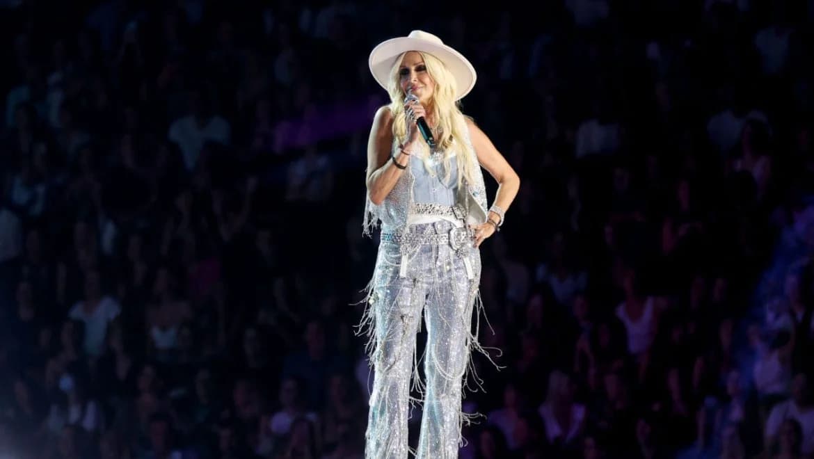 Anna Vissi: Ensayos para los conciertos en el Estadio Kallimarmaro