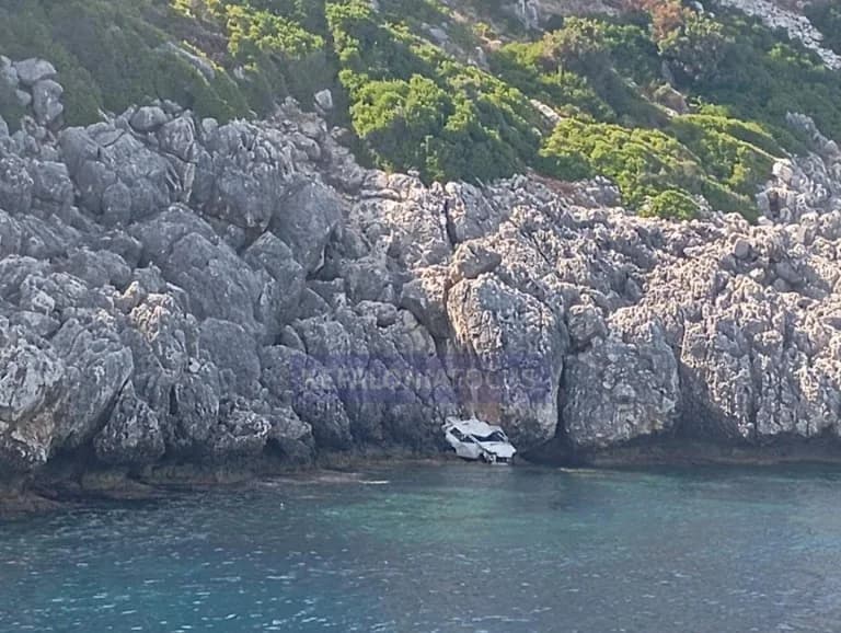 Kefalonia: 23-year-old Footballer Dies in Fatal Car Accident