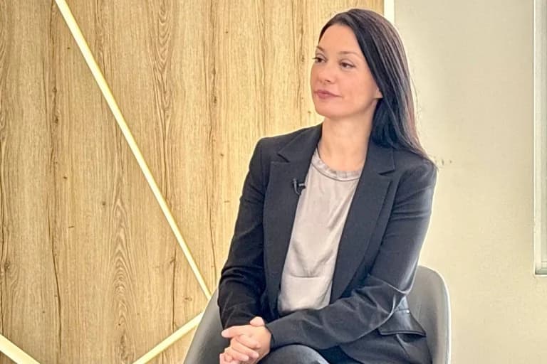 נדיה ינאקופולו: "מיצוטקיס פחד מרפורמות"