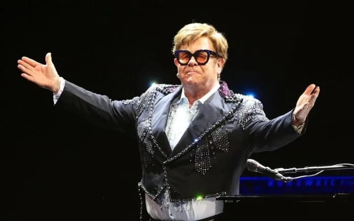 Elton John: Concern After Hospital Bed Photo