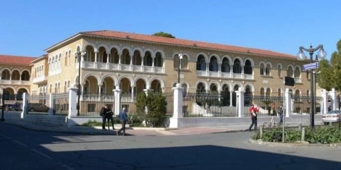 Ιερά Σύνοδος: Γάμοι μέχρι 12 Δεκεμβρίου και νέο Συνοδικό Δικαστήριο