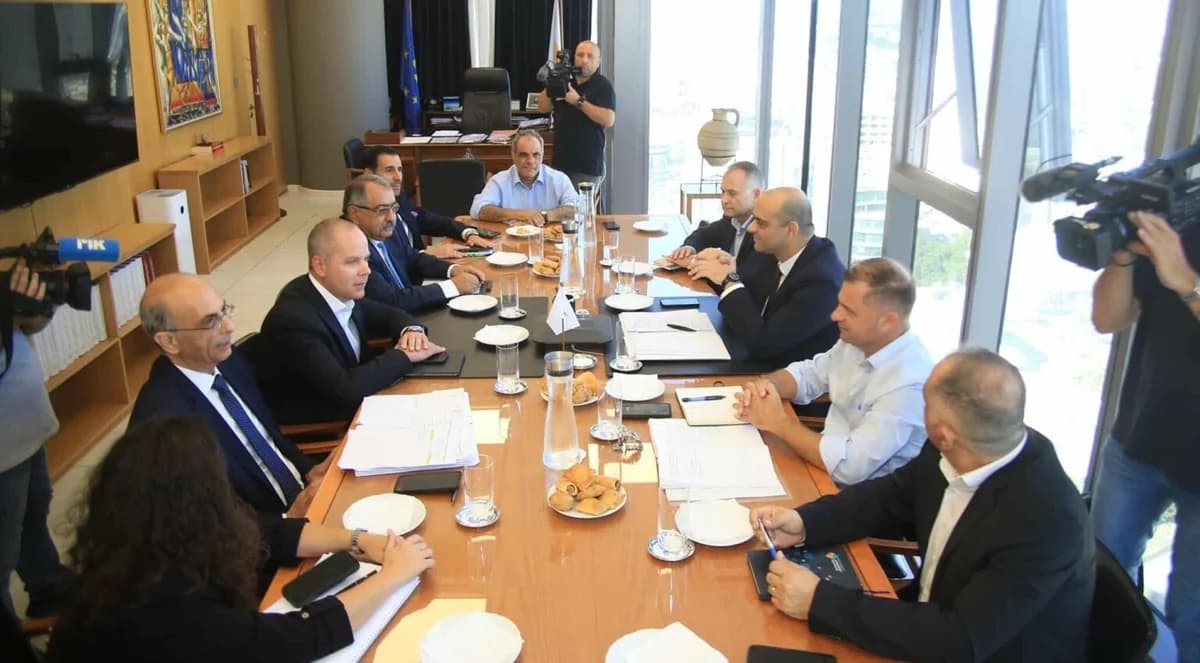 קבה-אוהב: חוק בלתי חוקתי לגבי תוספת יוקר, חוות דעת של אמיליאנידיס