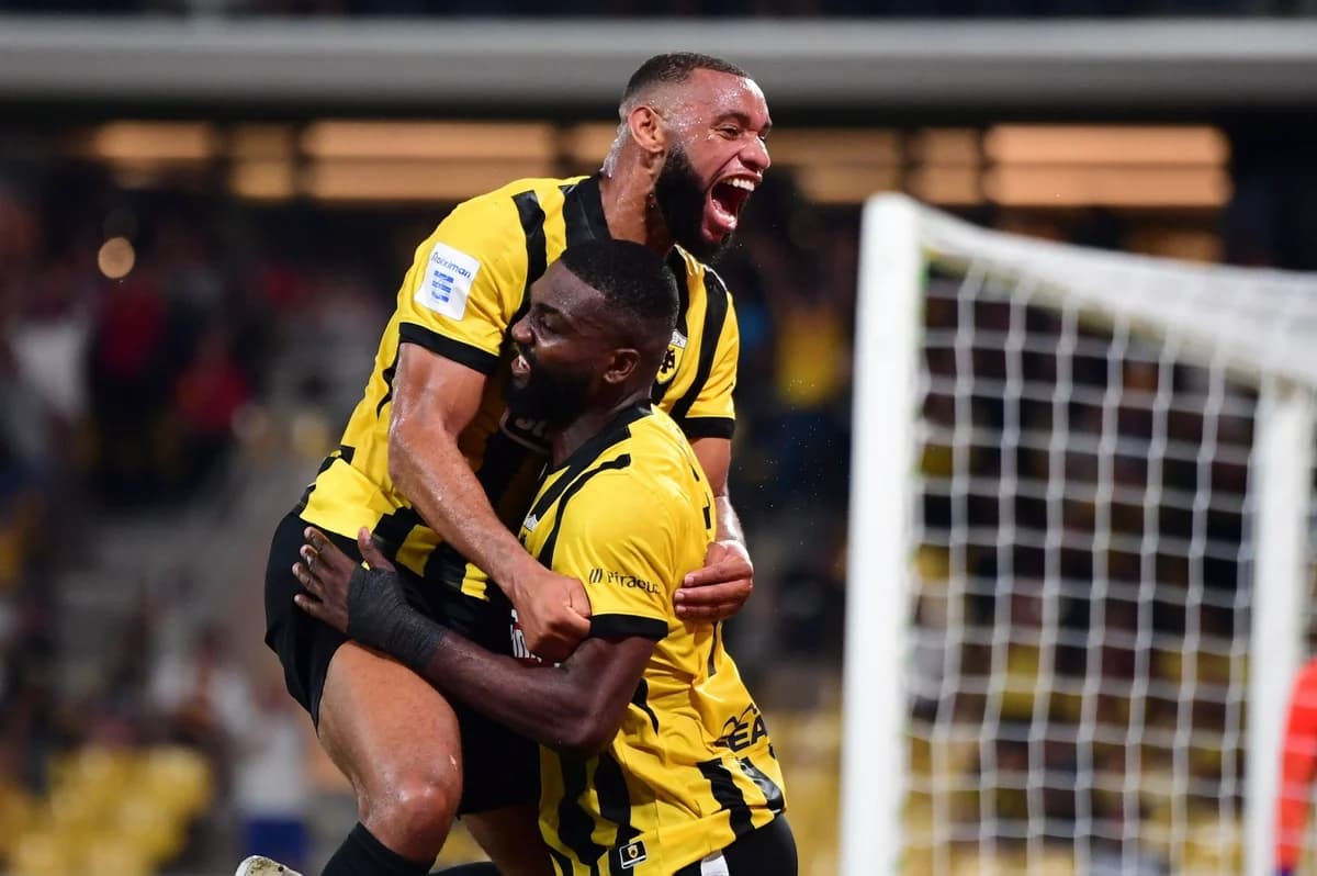 AEK Athens to Extend Mukoudi's Contract