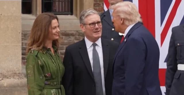 Donald Trump llega a Chequers para reunirse con Keir Starmer