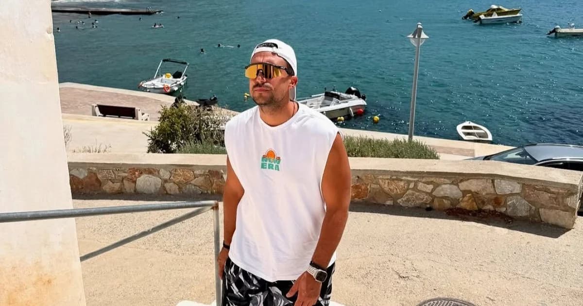 Sakis Katsoulis: Actualización de salud tras diagnóstico de pérdida auditiva