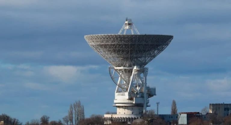 Ukraine Destroys Russian-Controlled Radio Telescope in Crimea