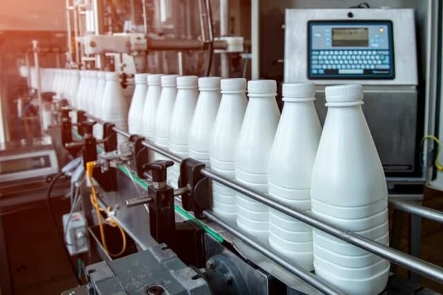 Ungarn: Orbán-Regierung blockiert Übernahme von Alfoldi Tej durch Hellenic Dairies