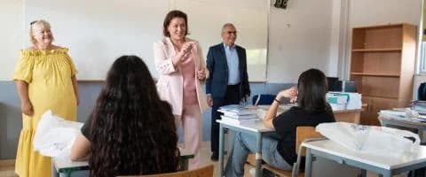 ΥΠΑΝ: Κλιματιστικά σε όλα τα σχολεία μέχρι το 2026