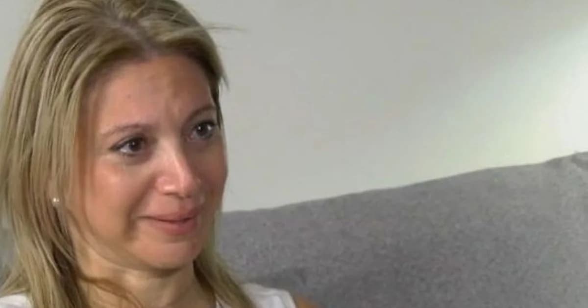 Maria Karystianou: "Abrí la bolsa para una última caricia..."
