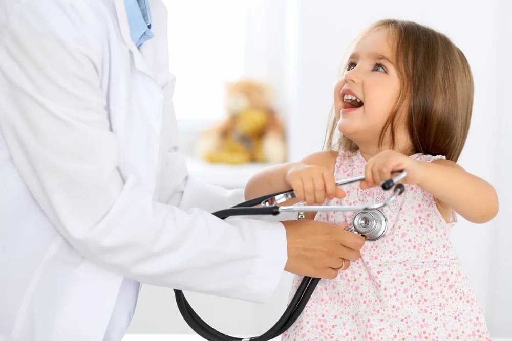 Denuncia: Doctor no diagnosticó cáncer de su hija