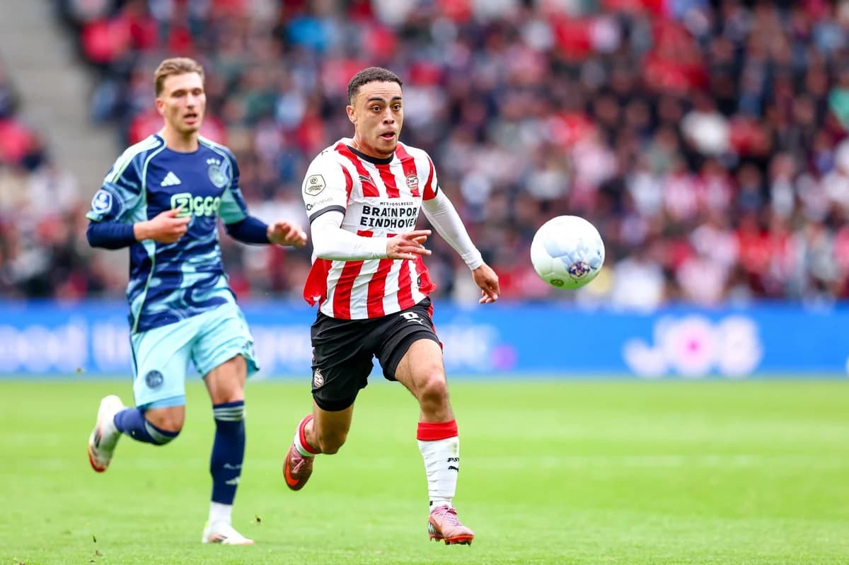 Unentschieden (2:2) im Derby Eindhoven - Ajax