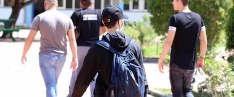 Μαθητικές κινητοποιήσεις για τα κλιματιστικά στα σχολεία – Αντιδράσεις από ΥΠΑΝ