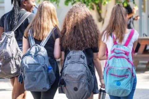 Επιτροπή Εργασίας ζητά αναθεώρηση του νόμου για το επίδομα τέκνου