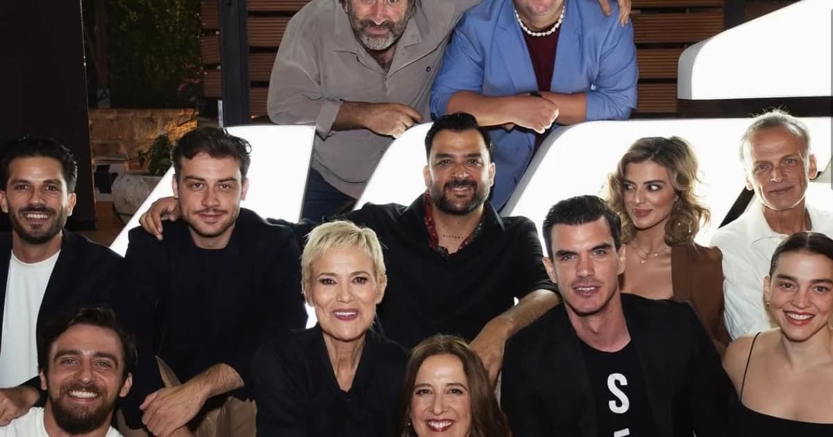 Konstantina Michael: Publicación positiva sobre el estreno de '¿Por qué, padre?'